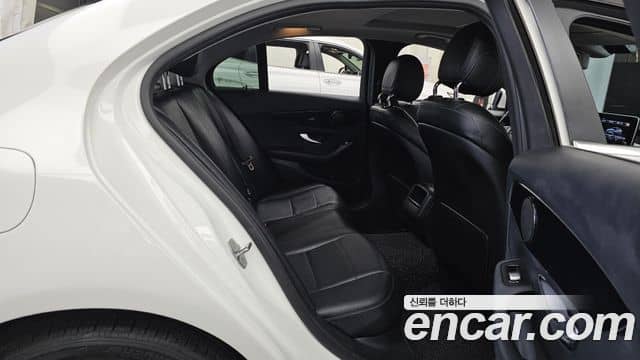 Mercedes-Benz C-Class, 2018