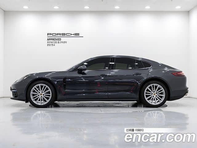 Porsche Panamera, 2018