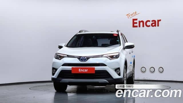 Toyota RAV4, 2018