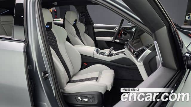 BMW X6M, 2025