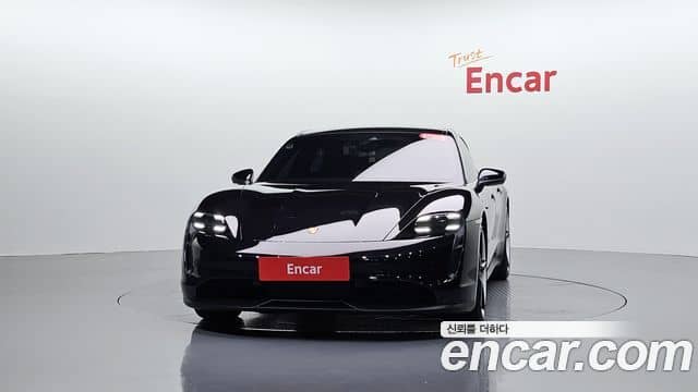 Porsche Taycan, 2021
