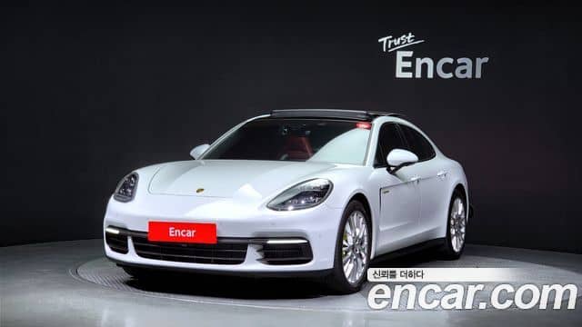 Porsche Panamera, 2020