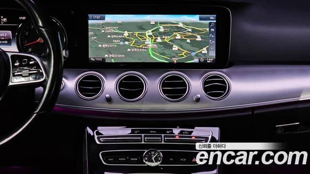 Mercedes-Benz E-Class, 2019