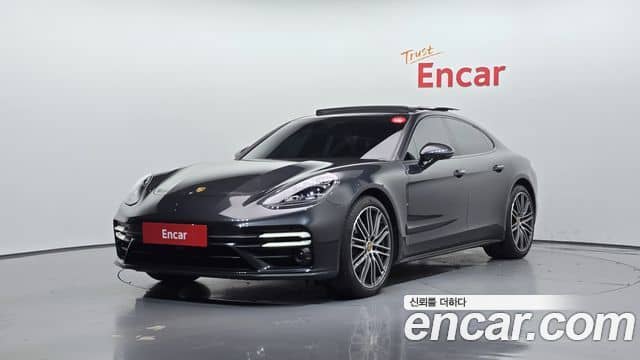 Porsche Panamera, 2021
