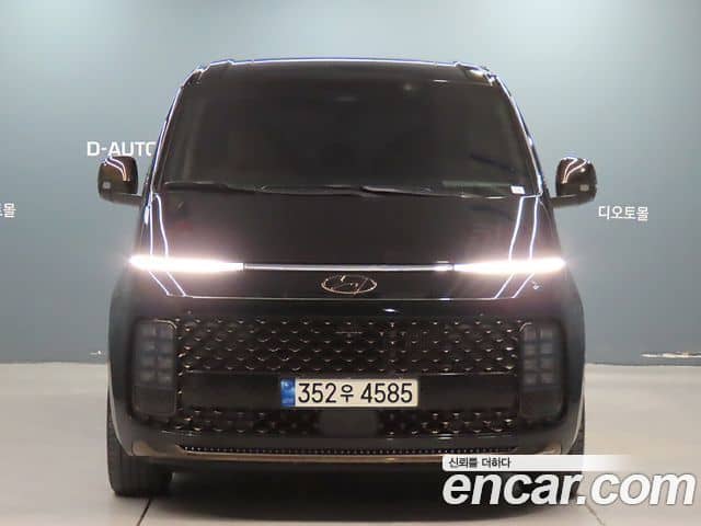 Hyundai Staria, 2022