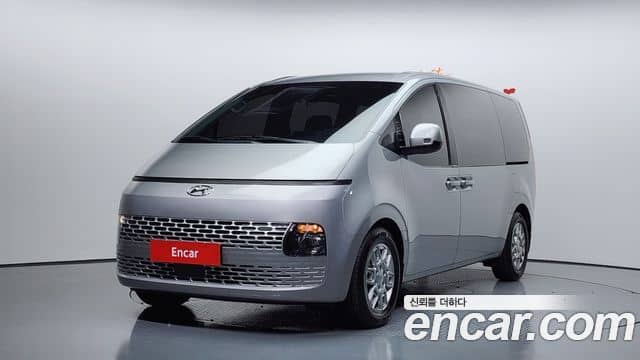Hyundai Staria, 2022