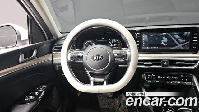 Kia K5, 2020