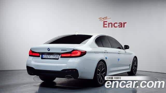 BMW 5 Series, 2022