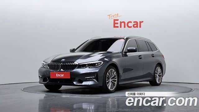 BMW 3 Series, 2021