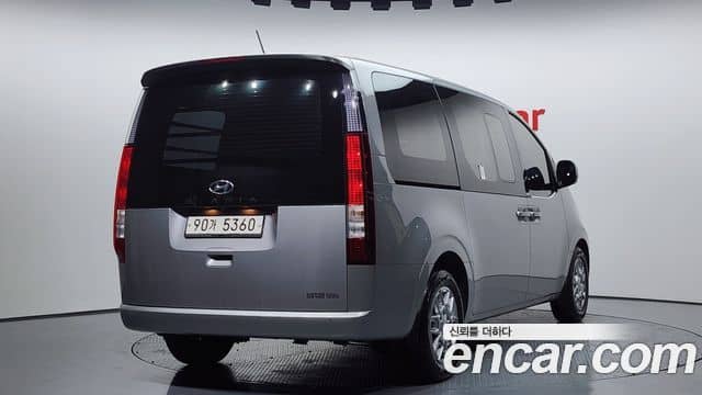 Hyundai Staria, 2021