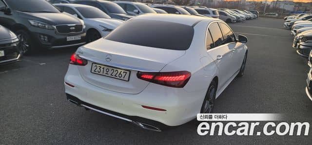 Mercedes-Benz E-Class, 2023