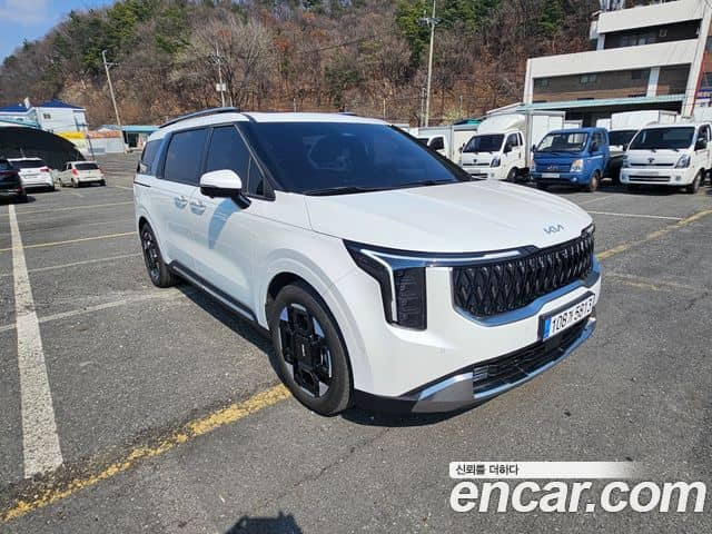 Kia Carnival, 2024