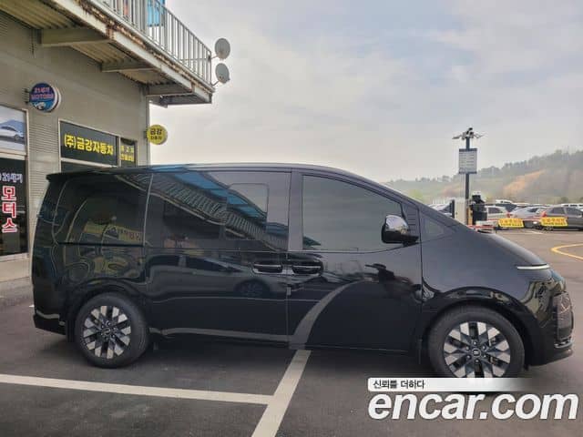 Hyundai Staria, 2021