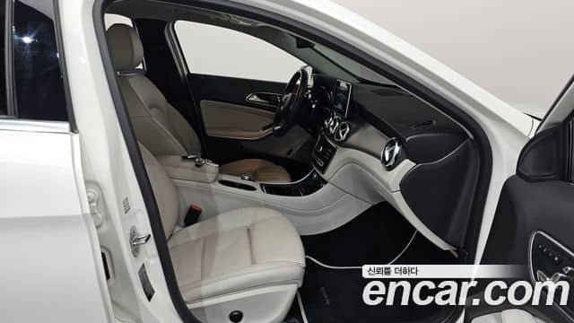 Mercedes-Benz GLA-Class, 2019