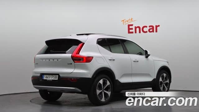 Volvo XC40, 2022