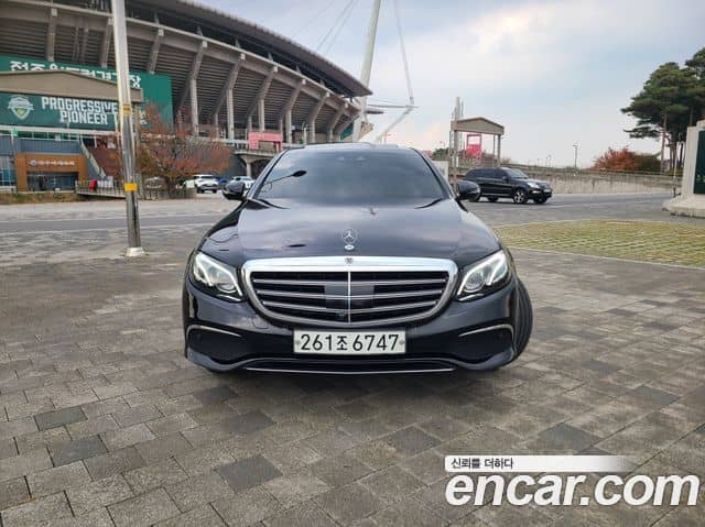 Mercedes-Benz E-Class, 2020