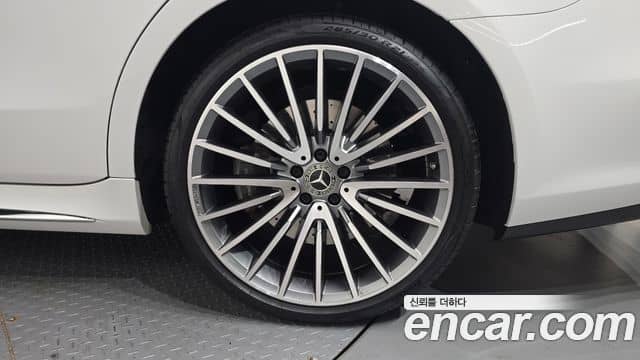 Mercedes-Benz S-Class, 2024