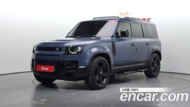 Land Rover Defender, 2023