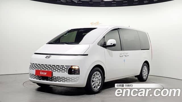Hyundai Staria, 2022