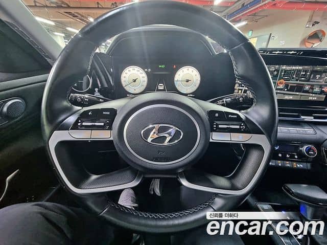 Hyundai The New Avante Hybrid, 2020