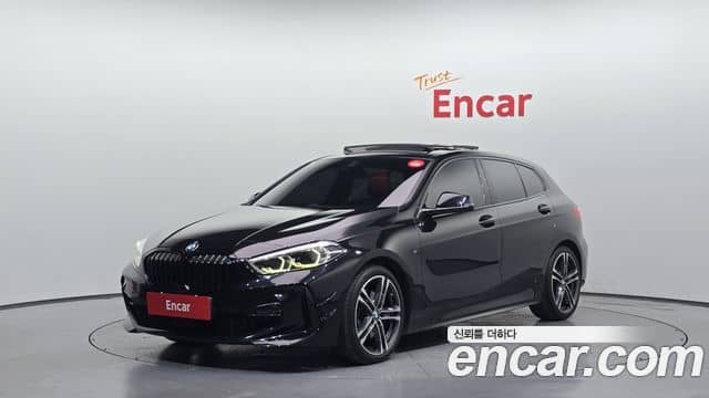 BMW 1 Series, 2021