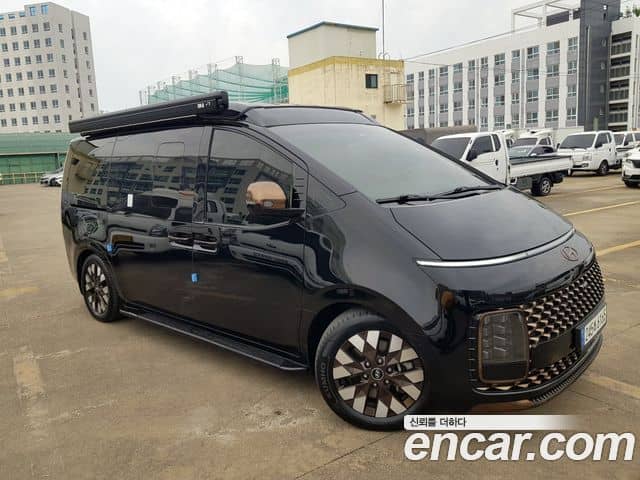 Hyundai Staria, 2022