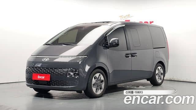 Hyundai Staria, 2025