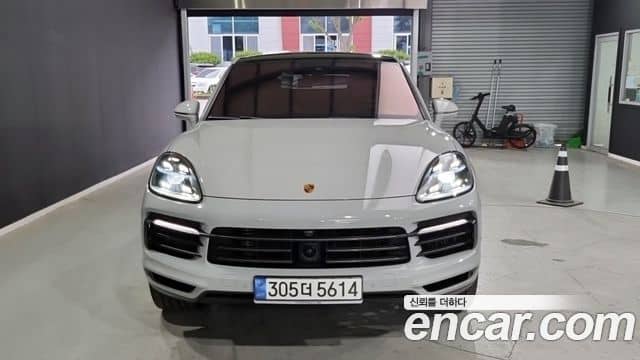 Porsche Cayenne, 2022