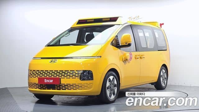 Hyundai Staria, 2023