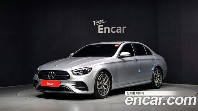 Mercedes-Benz E-Class, 2022