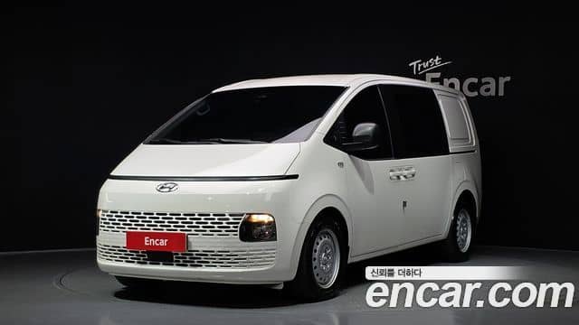 Hyundai Staria, 2022