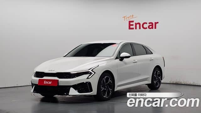 Kia K5, 2025