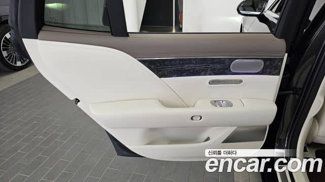 Genesis G90, 2025