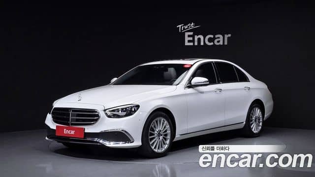 Mercedes-Benz E-Class, 2022