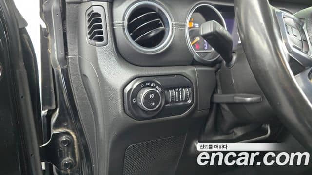 Jeep Wrangler, 2021