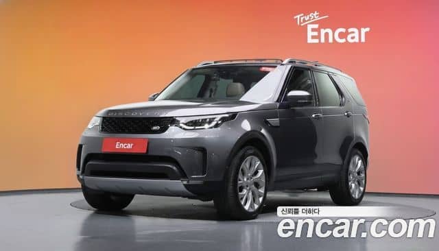Land Rover Discovery 5, 2019