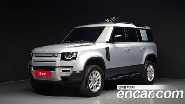 Land Rover Defender, 2021
