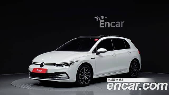 Volkswagen Golf, 2024