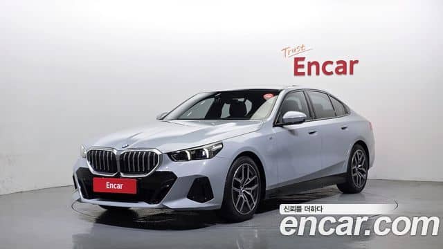BMW 5 Series, 2024