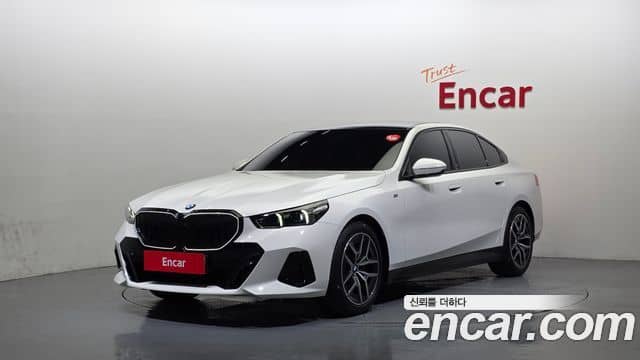 BMW 5 Series, 2025