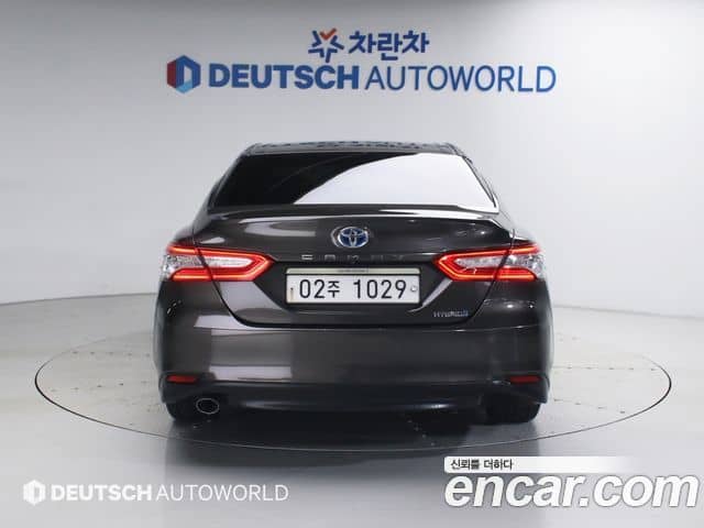 Toyota Camry, 2018