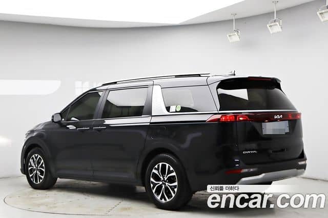 Kia Carnival, 2023