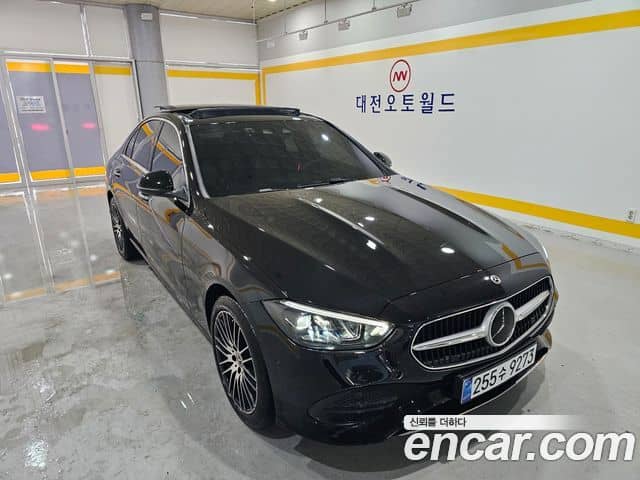 Mercedes-Benz C-Class, 2024