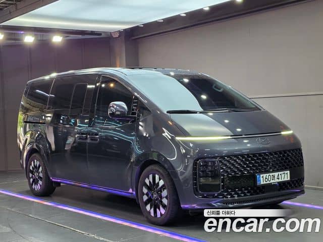Hyundai Staria, 2024