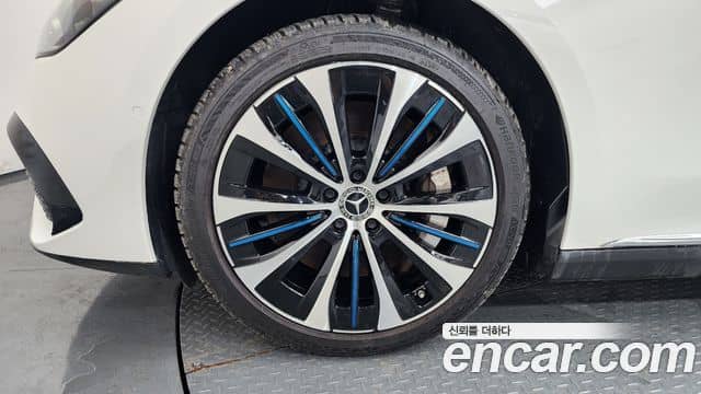 Mercedes-Benz EQE, 2023