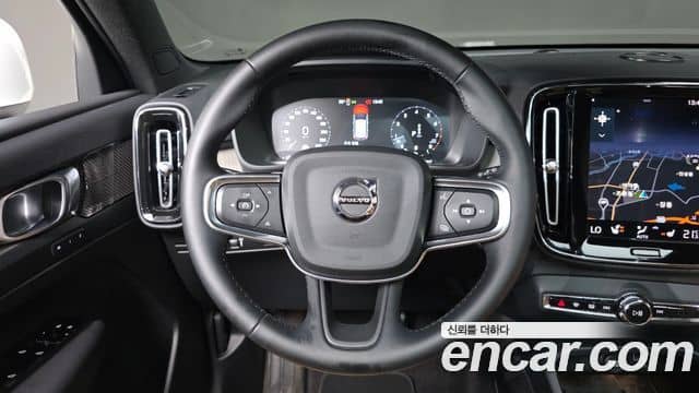 Volvo XC40, 2021
