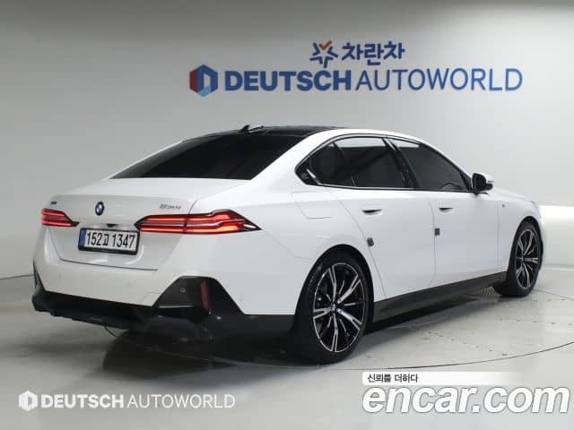 BMW 5 Series, 2025