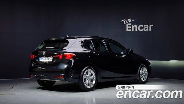 BMW 1 Series, 2025