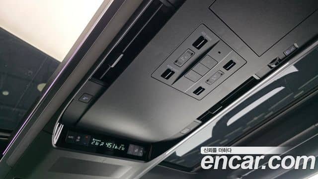 Toyota Alphard, 2025