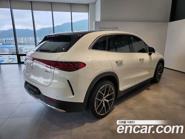 Mercedes-Benz EQE SUV, 2025
